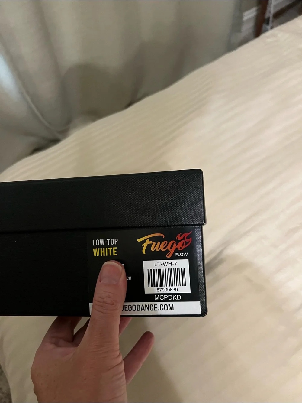 Fuego low top white dance shoes